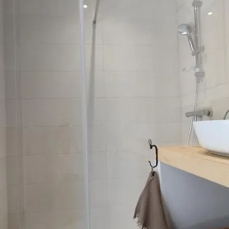 La Part Des Anges Bed & Breakfast